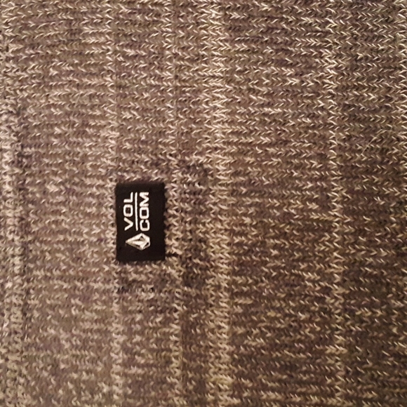Volcom wrap shirt - Picture 5 of 6